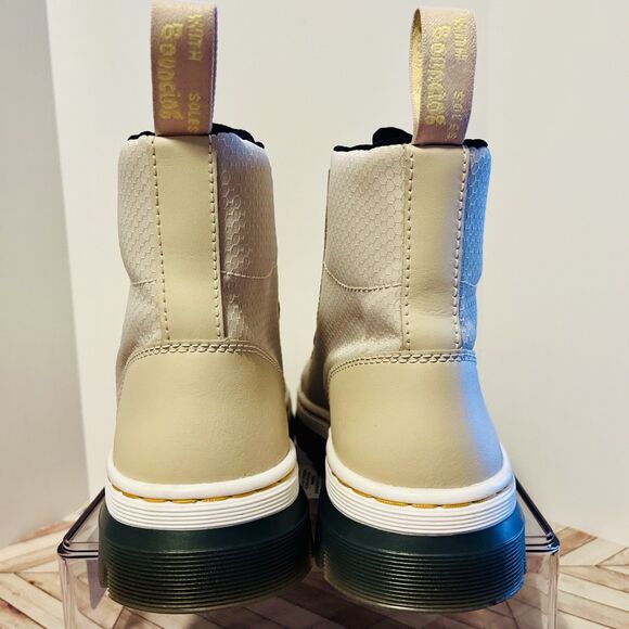 Dr. Martens Combs Poly & Leather Boots Women's 7 Parchment Beige Ripstop Nylon - Picture 4 of 8